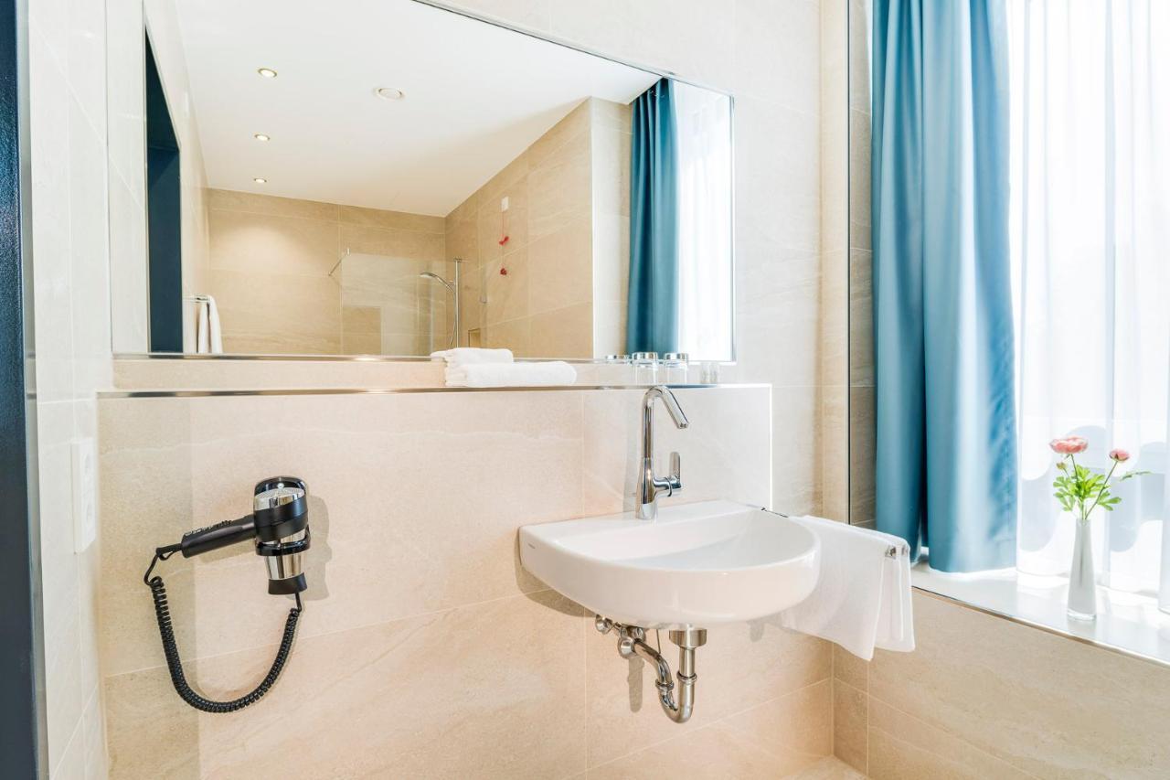 Hotel-Etage Apfelrot แอร์ดิง ภายนอก รูปภาพ